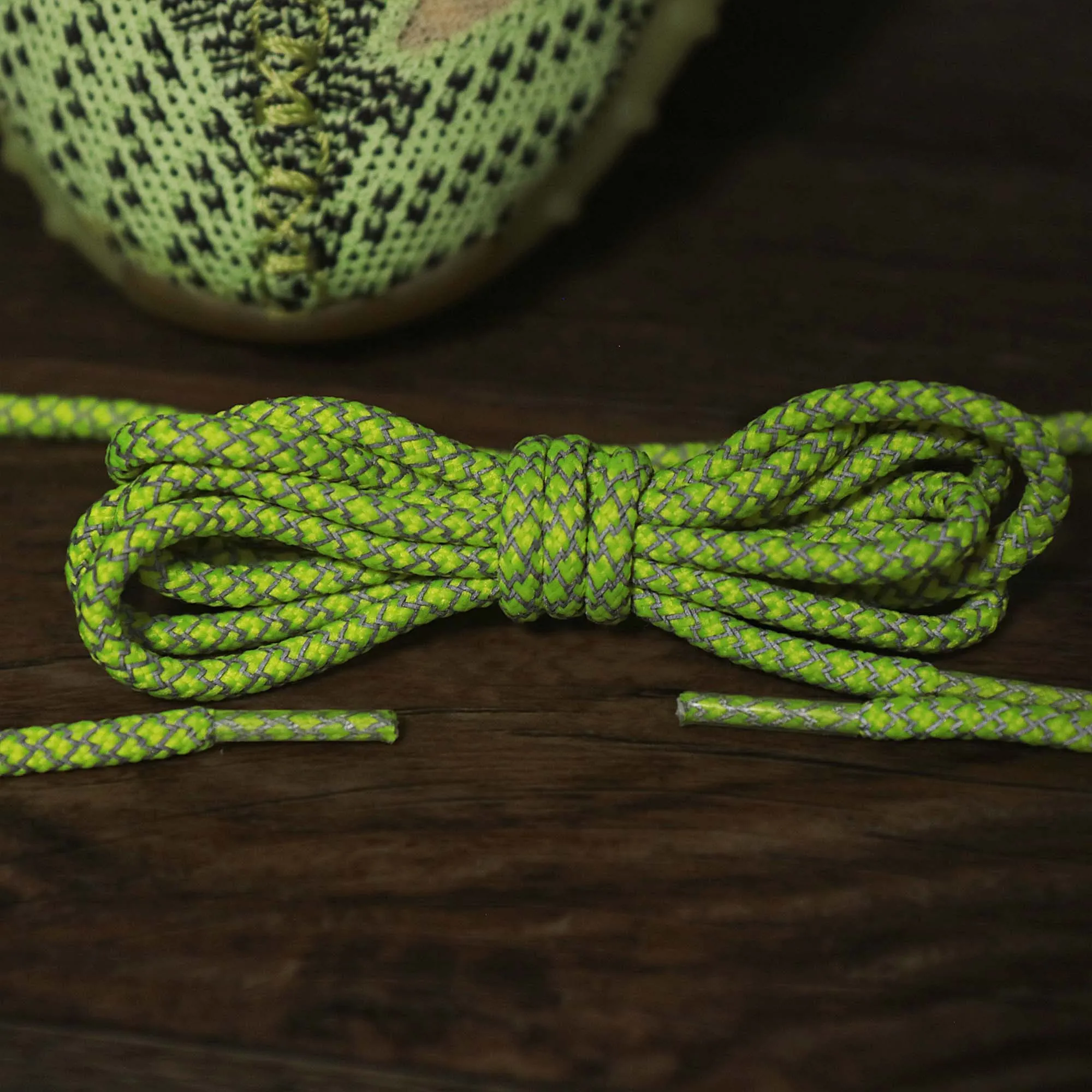 3M Reflective Neon Yellow Solid Shoelaces with Neon Yellow Aglets | 120cm Capswag