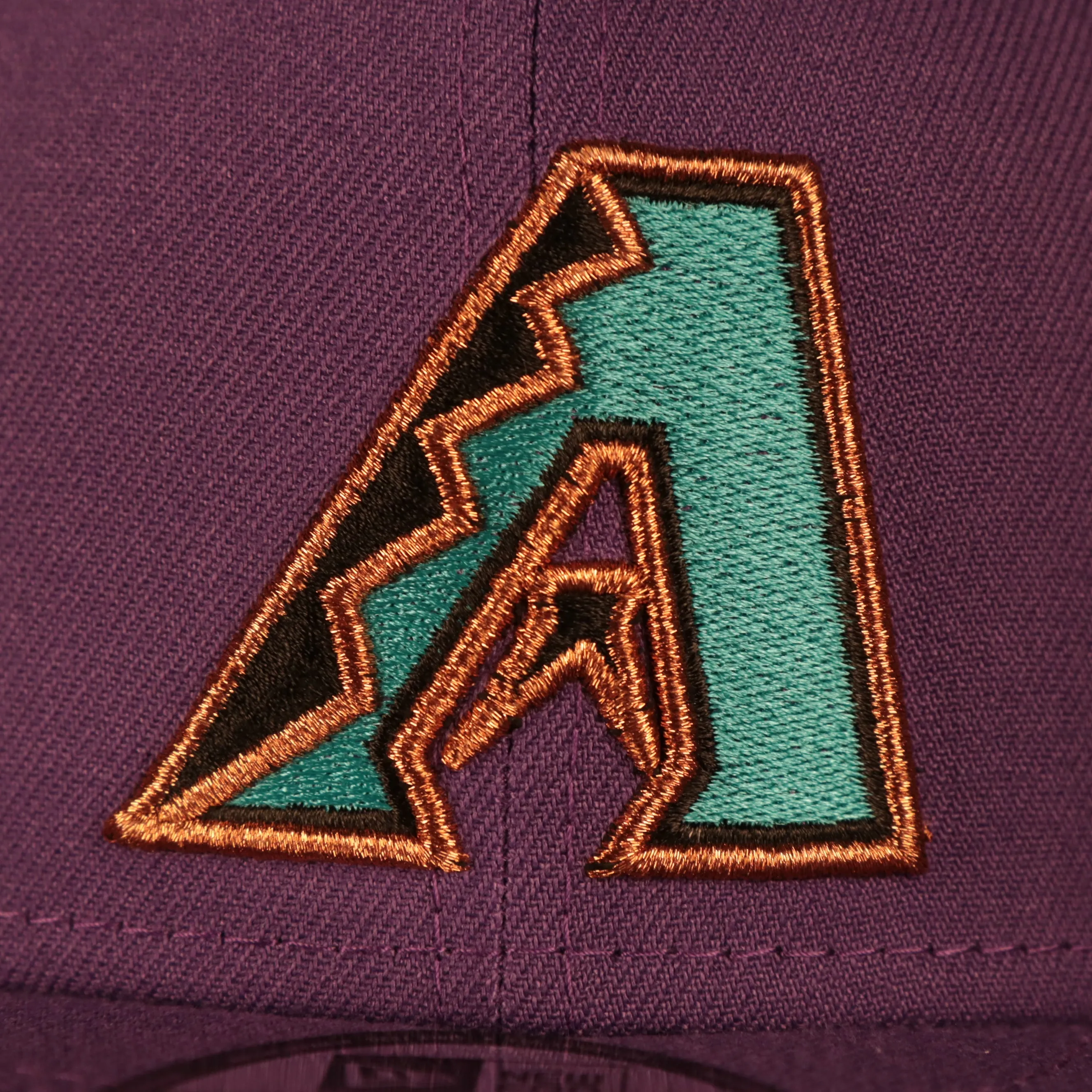 Arizona Diamondbacks 2001 World Series Side Patch Gray Bottom 9Fifty Snapback Hat