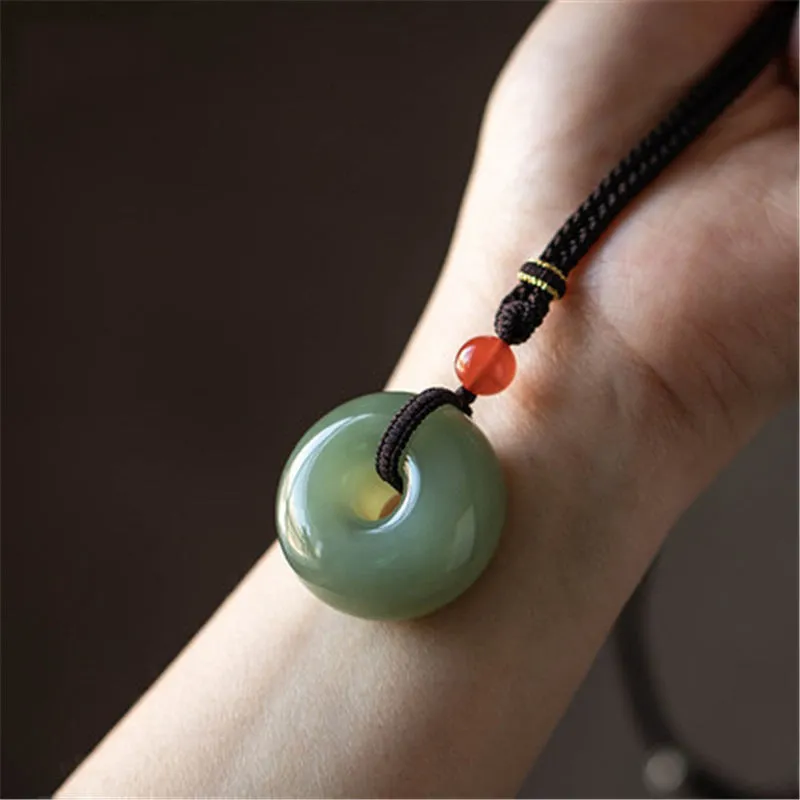 Luxyin Green Jade Necklace With Buckle Pendant