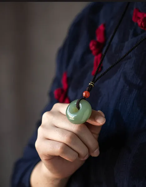 Luxyin Green Jade Necklace With Buckle Pendant