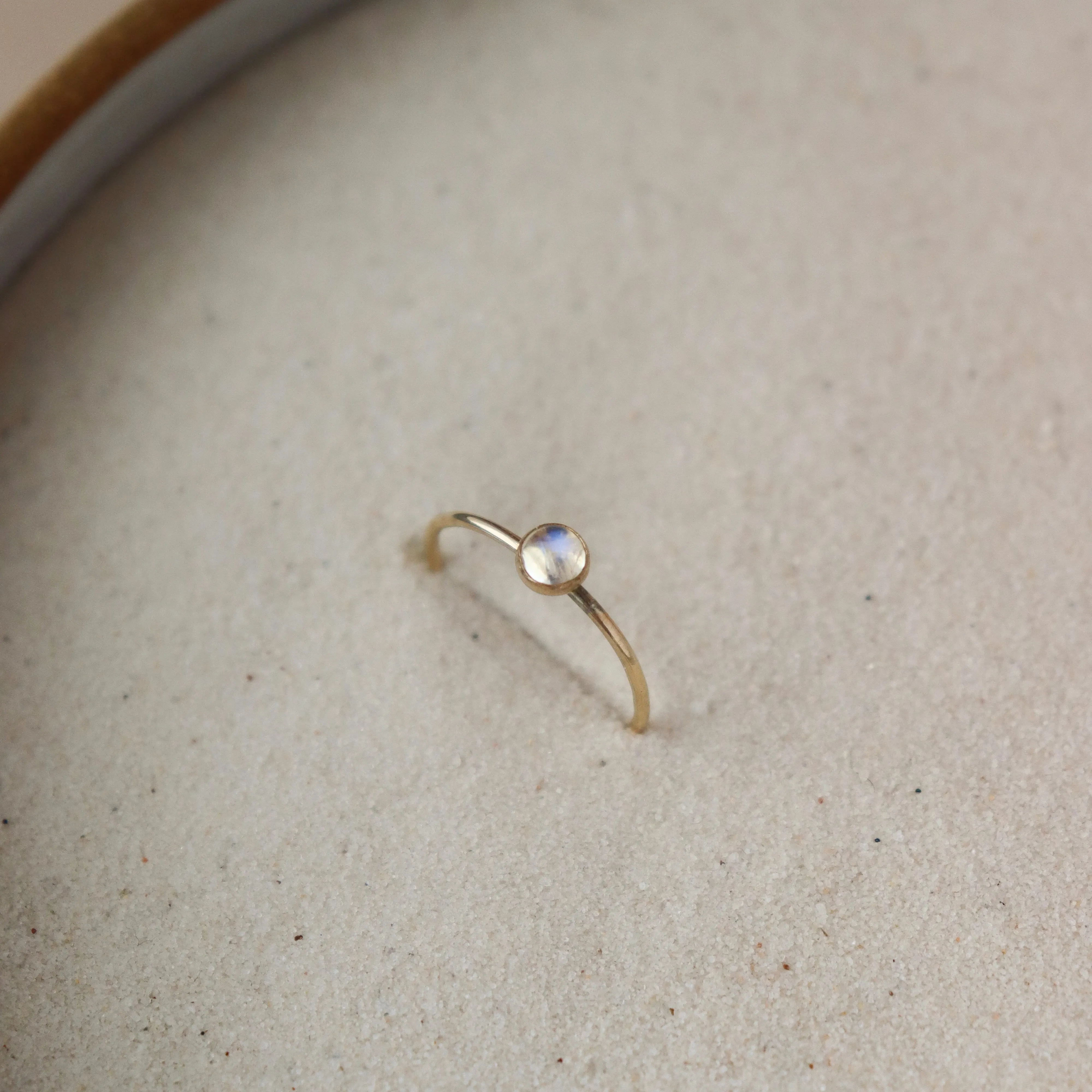 Moonstone Ring 4mm