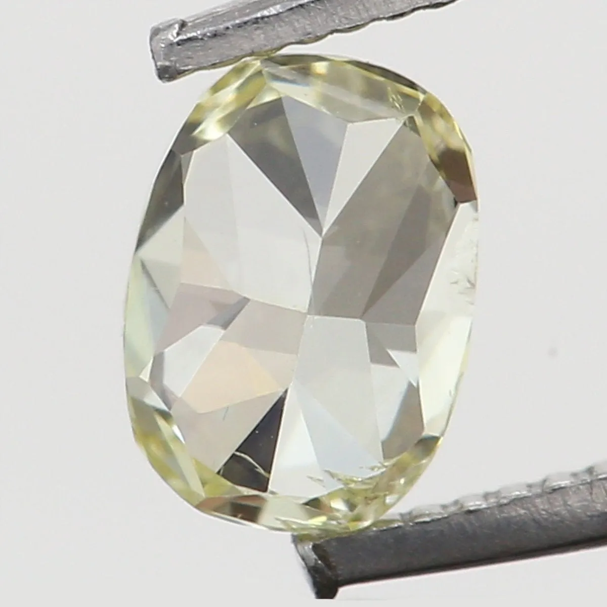 Natural Loose Diamond Oval Yellow Color SI1 Clarity 3.70 MM 0.15 Ct L6474