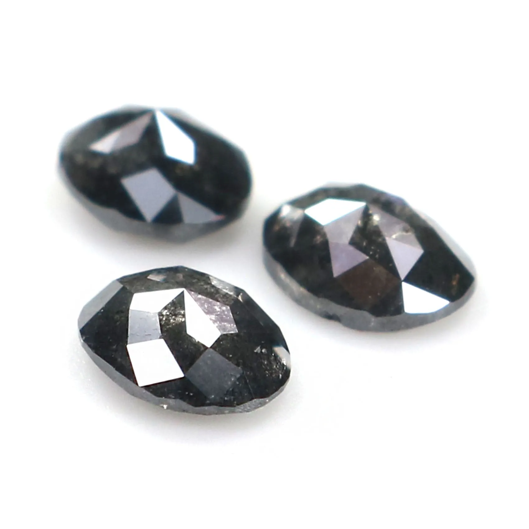 Natural Loose Oval Salt And Pepper Diamond Black Grey Color 0.89 CT 4.42 MM Oval Shape Rose Cut Diamond KDL2541