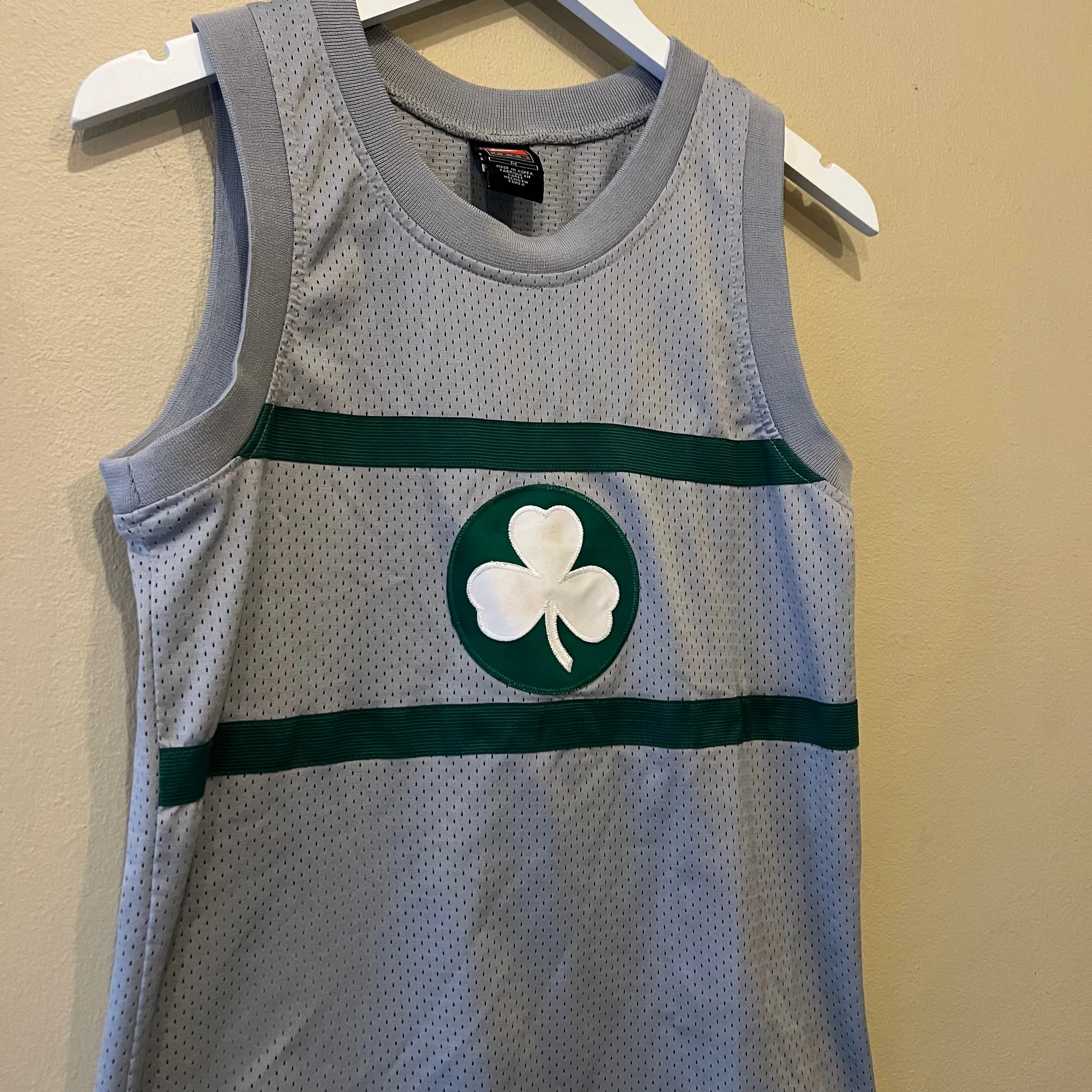 Nike Boston Celtics Walker #8 Basketball Jersey (Youth)