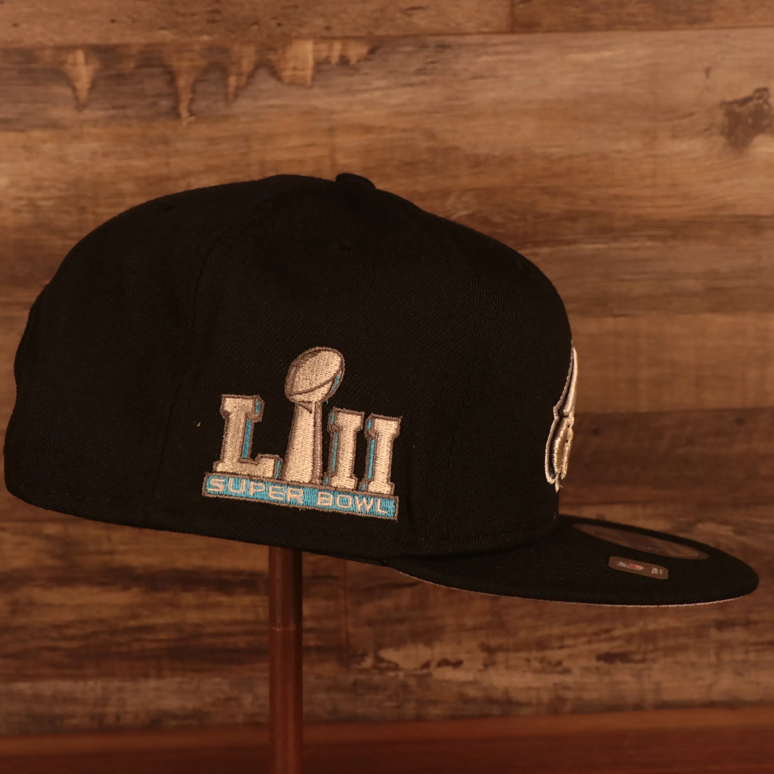 Philadelphia Eagles Patch Up Super Bowl LII Side Patch Gray Bottom 9Fifty Black Snapback Hat