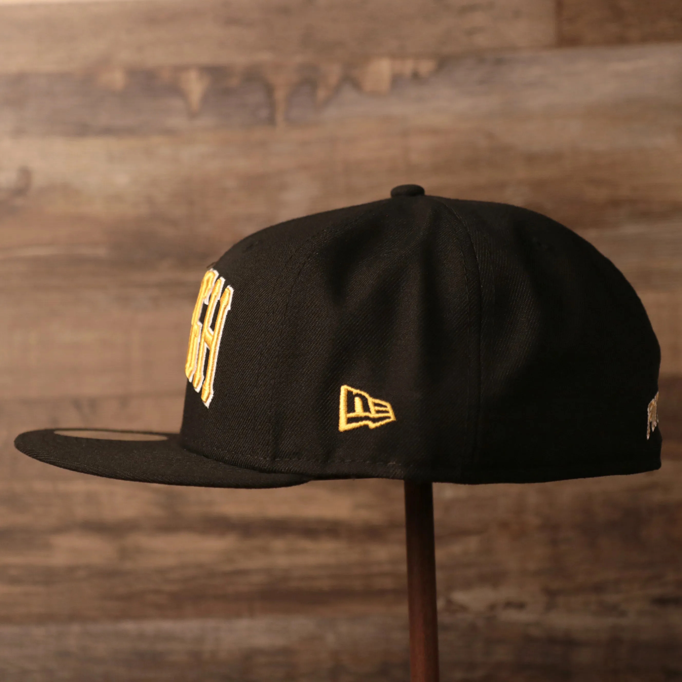 Pittsburgh Pirates Old English BURGH 59fifty Fitted Cap | Black Underbrim New Era Fitted Hat