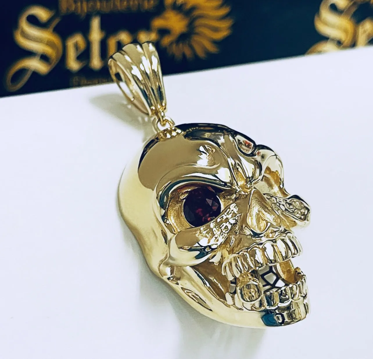 Skull  pendant