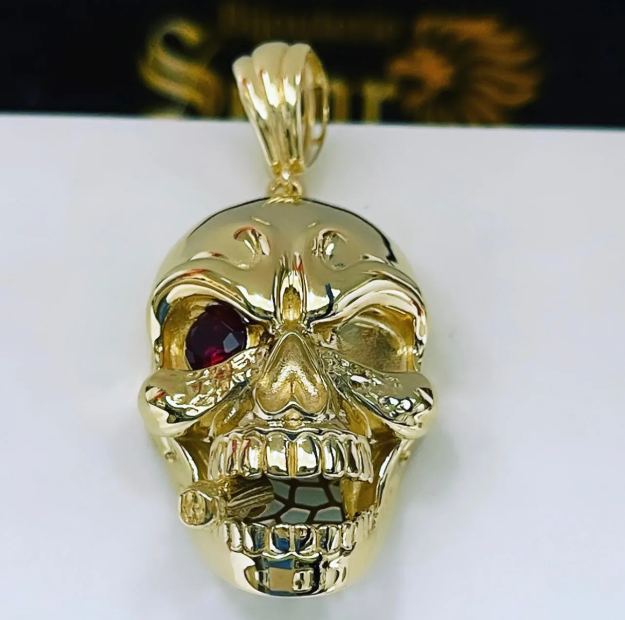 Skull  pendant