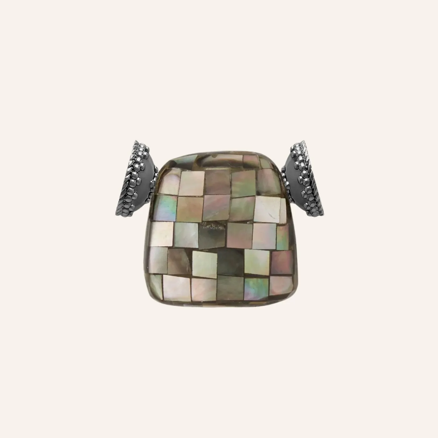 Small Grey Mosaic Shield Gunmetal Centerpiece