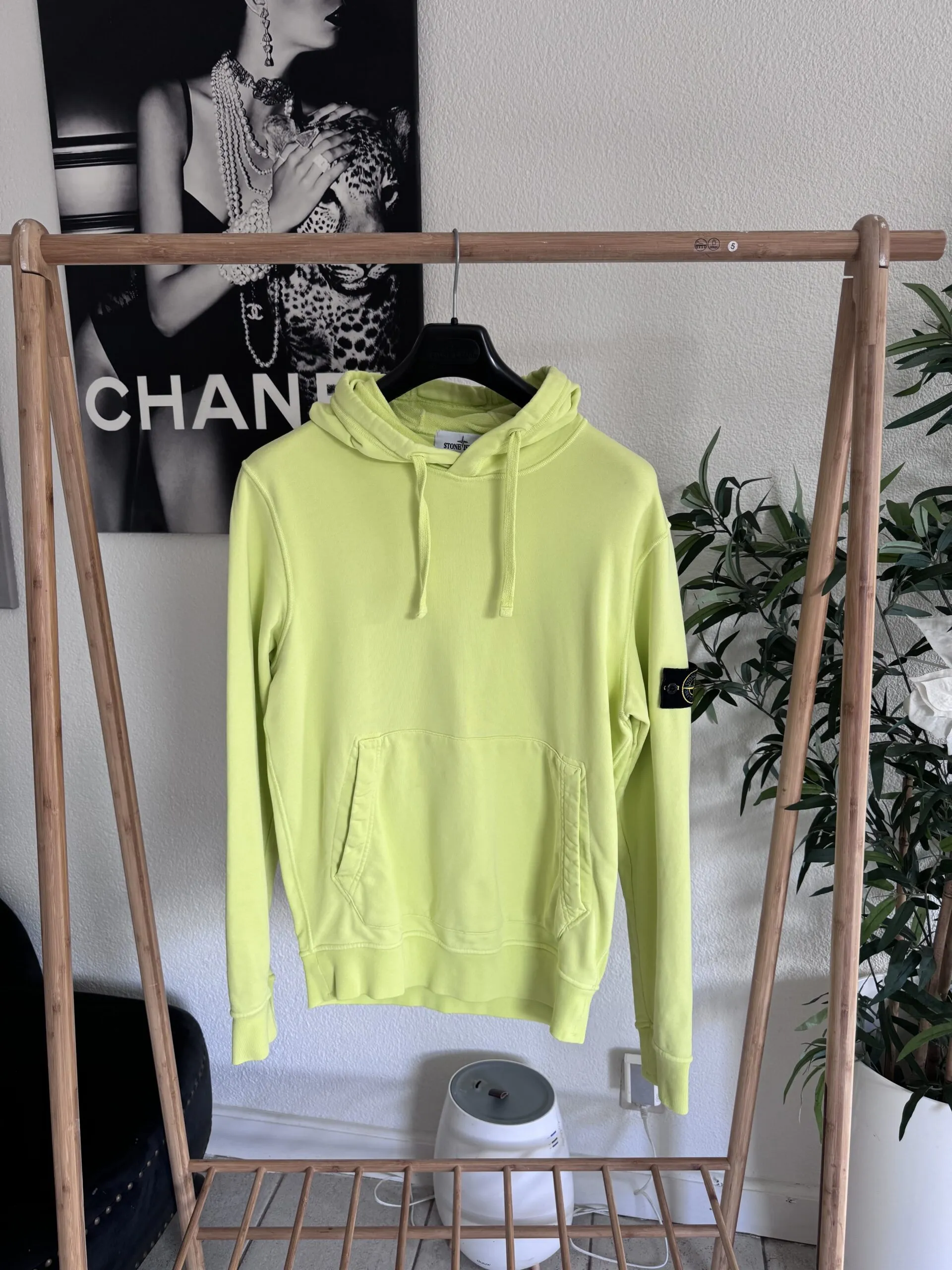 STONE ISLAND HOODED SWEATSHIRT