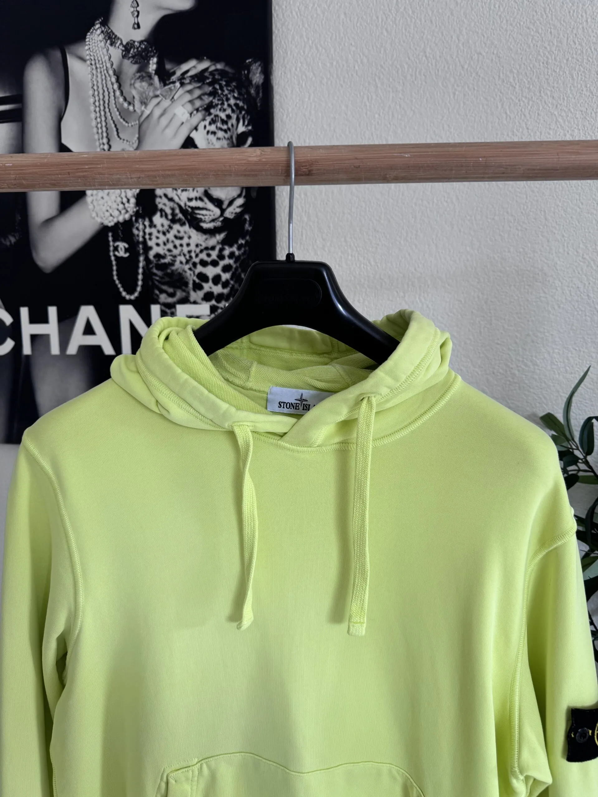 STONE ISLAND HOODED SWEATSHIRT