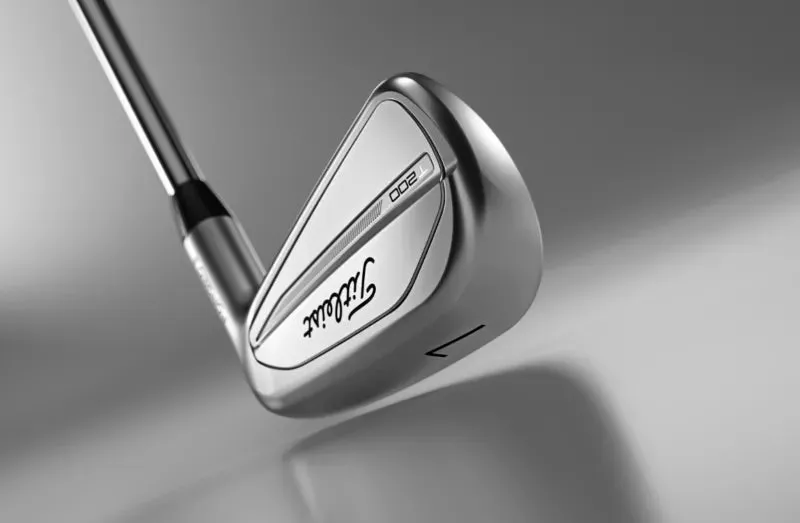 Titleist  NEW T200 Steel Iron Set