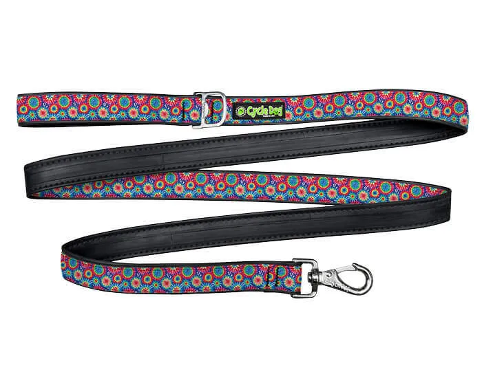 Waterproof No-Stink Leashes